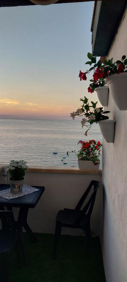 La Finestra Sul Mare Apartman Tropea Kültér fotó