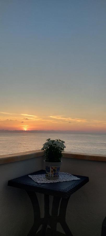 La Finestra Sul Mare Apartman Tropea Kültér fotó