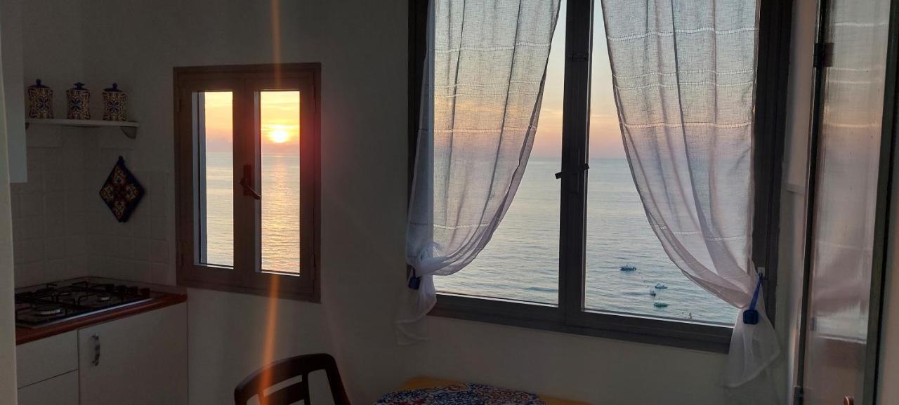 La Finestra Sul Mare Apartman Tropea Kültér fotó